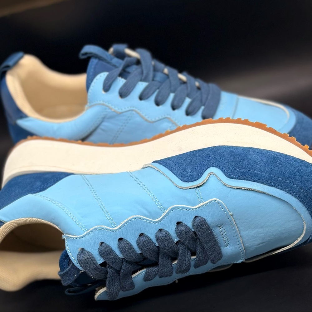 Steve Madden Light Blue and Navy Sneakers